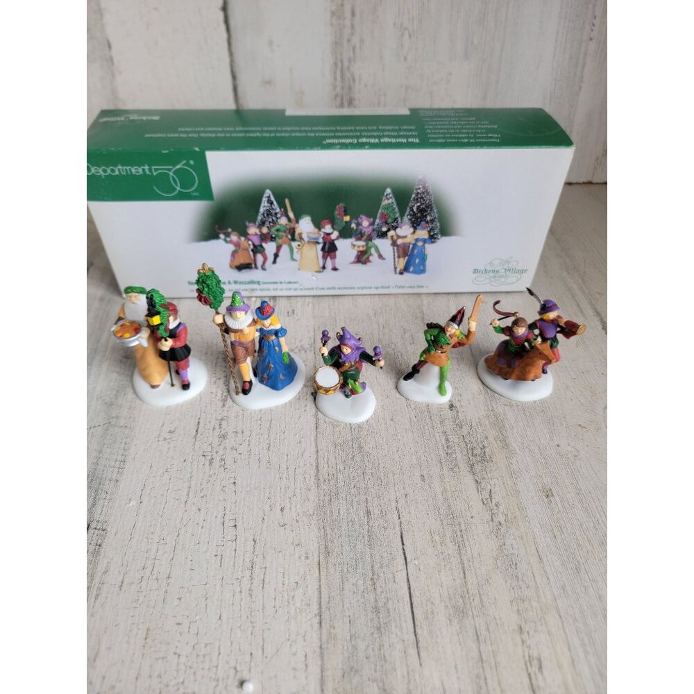 Dept 56 58410 Here we come A-Wassailing village accessory xmas